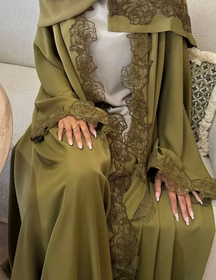 Zaytoun Green Abaya — Noor Al Haya Abaya